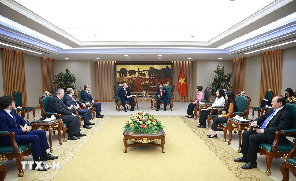 Thủ tướng Phạm Minh Chính tiếp Tổng giám đốc Hãng Thông tấn TASS (Liên bang Nga) Andrey Kondrashov. (Ảnh: Dương Giang/TTXVN)