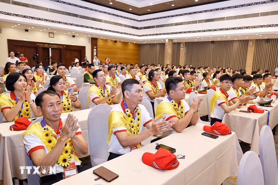 Đại biểu dự Lễ tôn vinh người hiến máu tình nguyện tiêu biểu toàn quốc năm 2026. (Ảnh: Doãn Tấn/TTXVN)