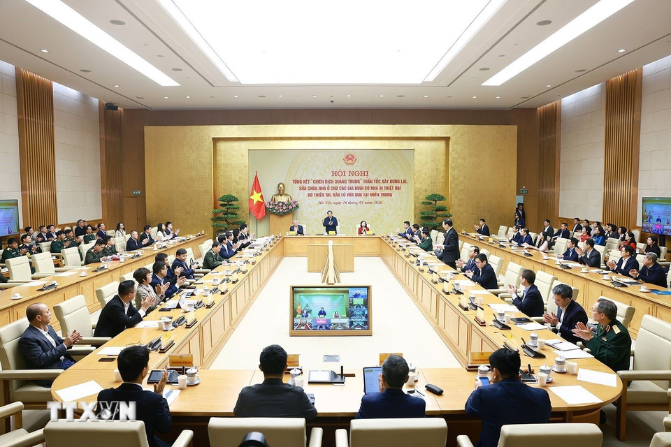 Hội nghị tổng kết “Chiến dịch Quang Trung” xây dựng lại nhà cho các gia đình bị thiệt hại do bão lũ tại miền Trung. (Ảnh: Dương Giang/TTXVN)