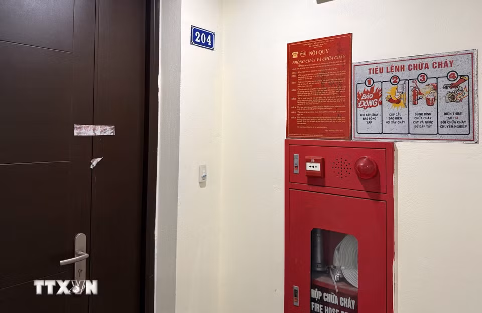 Các căn hộ được niêm phong đón chờ cư dân đến ở trong thời gian tới đây. (Ảnh: Quốc Khánh/TTXVN)