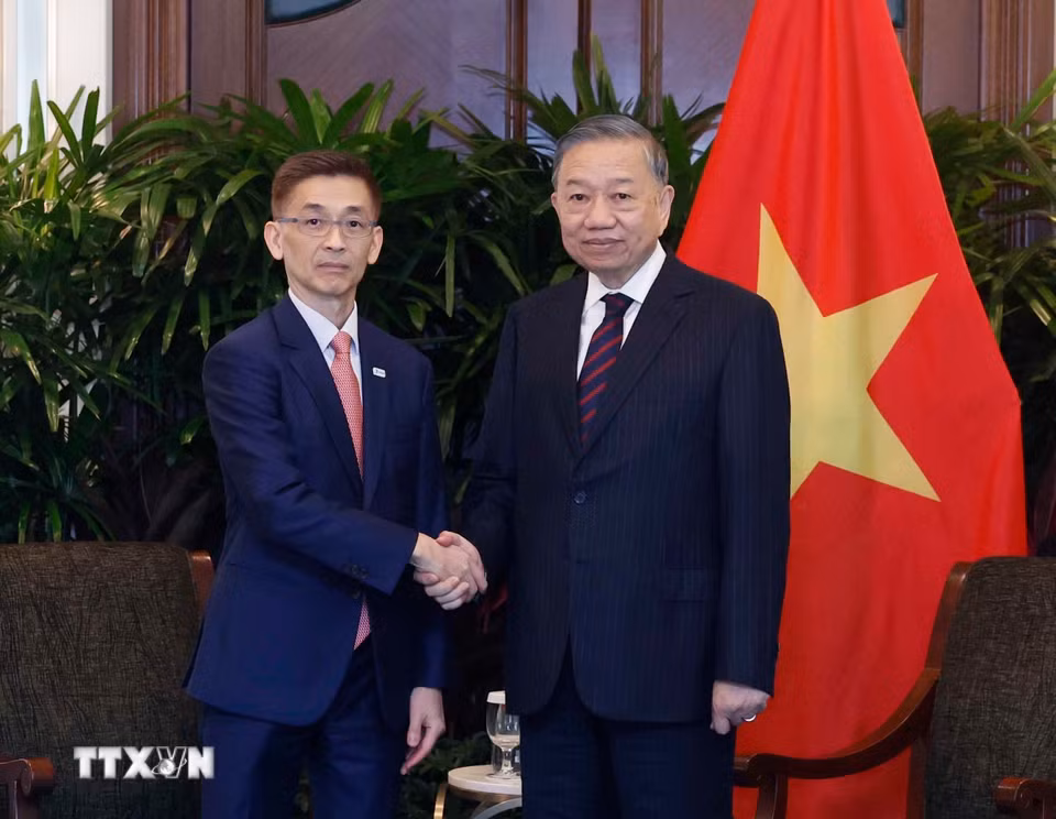 Tổng Bí thư, Chủ tịch nước Tô Lâm tiếp ông Wong Kim Yin, Tổng giám đốc Tập đoàn Sembcorp. (Ảnh: Thống Nhất/TTXVN)