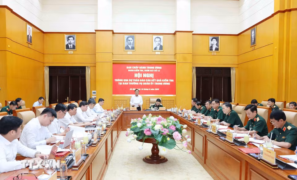 Quang cảnh hội nghị thông báo dự thảo báo cáo kết quả kiểm tra (Đợt 2) với Ban Thường vụ Quân ủy Trung ương. (Ảnh: Phương Hoa/TTXVN)