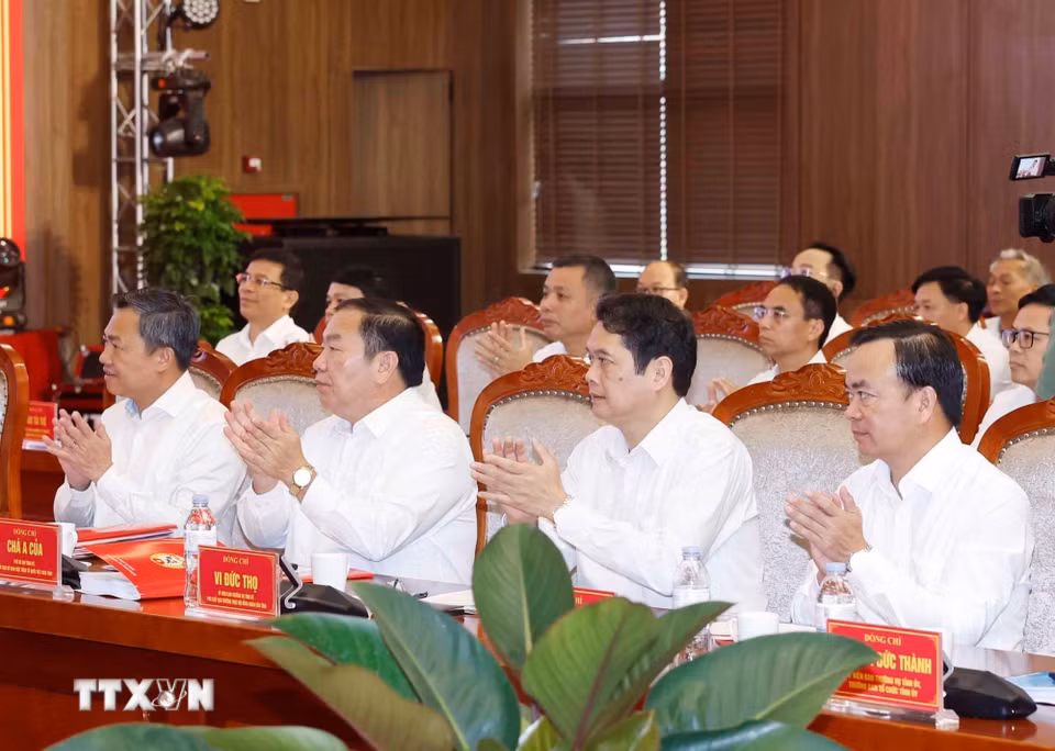 Các đại biểu tham dự cuộc làm việc. (Ảnh: Thống Nhất/TTXVN)