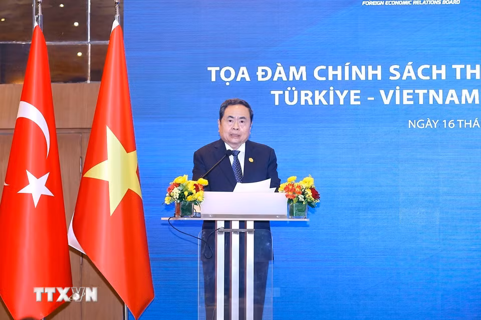 Chủ tịch Quốc hội Trần Thanh Mẫn phát biểu tại Phiên khai mạc Tọa đàm chính sách thúc đẩy hợp tác Việt Nam-Thổ Nhĩ Kỳ. (Ảnh: Doãn Tấn/TTXVN)