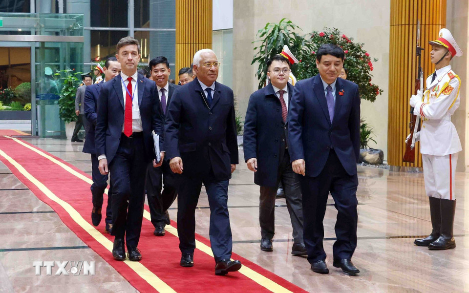 Chủ tịch Hội đồng châu Âu António Costa đến Hà Nội, bắt đầu thăm chính thức Việt Nam từ ngày 28-29/1/2026, theo lời mời của Chủ tịch nước Lương Cường. (Ảnh: Phạm Kiên/TTXVN)