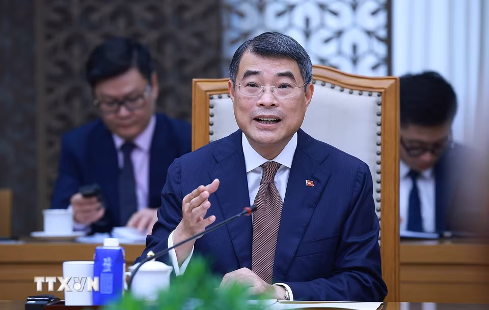 Thủ tướng Lê Minh Hưng phát biểu tại cuộc tiếp Bộ trưởng Ngoại giao và các vấn đề châu Âu Croatia Gordan Grlic Radman. (Ảnh: Dương Giang/TTXVN)