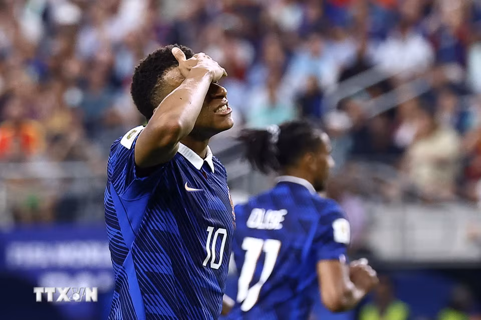 2-0 cũng là kết quả cuối cùng của trận đấu. Mbappe và tuyển Pháp ngậm ngùi dừng bước trước ngưỡng cửa chung kết World Cup 2026. (Ảnh: AFP/TTXVN)