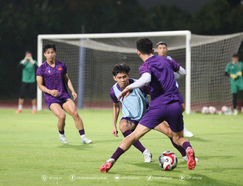 Trận lượt đi bán kết ASEAN Cup 2024 giữa Đội tuyển Việt Nam và chủ nhà Singapore diễn ra trên sân Jalan Besar vào lúc 20 giờ ngày 26/12. (Nguồn: VFF)