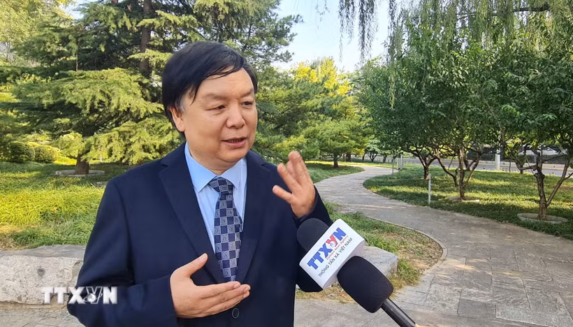 Giáo sư Mễ Lương, Giám đốc Trung tâm Nghiên cứu Đông Nam Á, Đại học Ngoại ngữ Bắc Kinh kỳ vọng chuyến thăm sẽ trở thành dịp quan trọng để nâng cao chất lượng hợp tác giữa hai cơ quan lập pháp hai nước. (Ảnh: Quang Hưng/TTXVN)