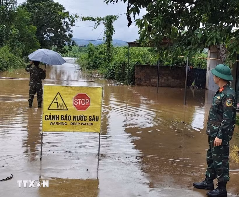 Nhiều ngầm giao thông ở Lục Ngạn bị tràn. (Ảnh: Danh Lam/TTXVN)