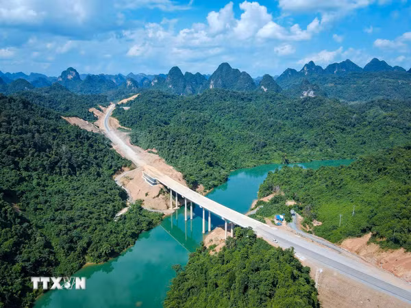 Luật Đầu tư: Thể chế hóa các chủ trương mới, tháo gỡ những vướng mắc thực tiễn