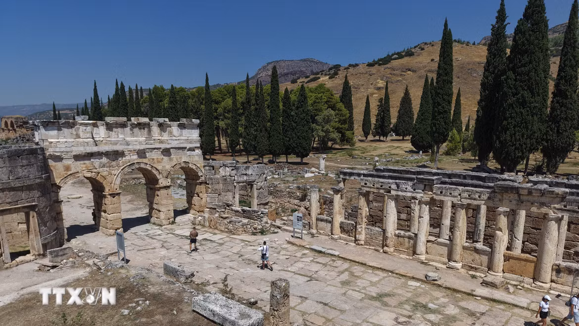 Quang cảnh thành cổ Hierapolis ở Denizli, Thổ Nhĩ Kỳ, ngày 25/8/2026. (Ảnh: THX/TTXVN phát)