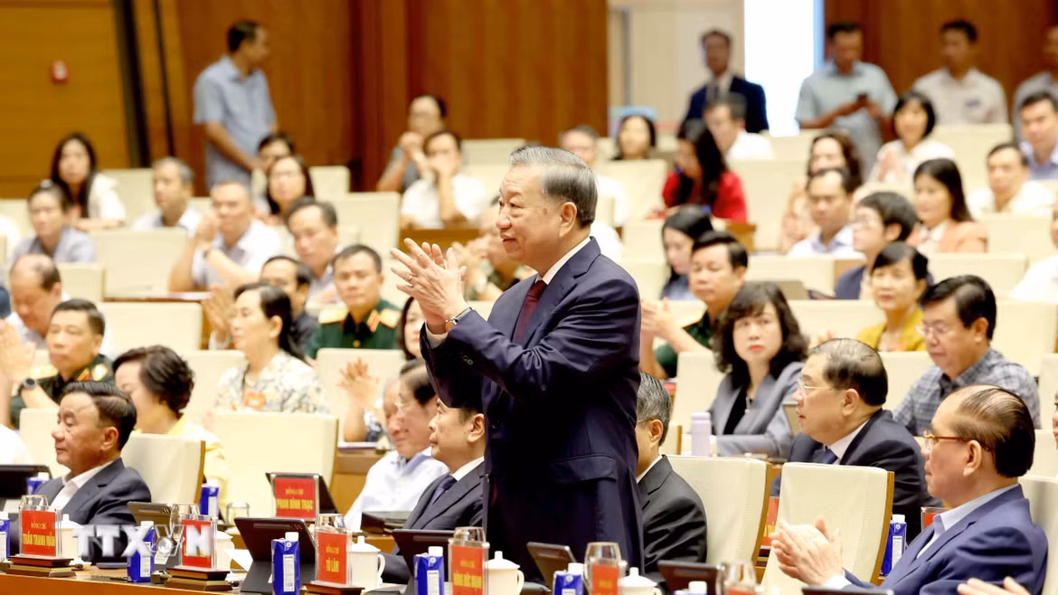 Tổng Bí thư, Chủ tịch nước Tô Lâm và các đại biểu dự hội nghị tại điểm cầu Trung tâm Nhà Quốc hội (Hà Nội). (Ảnh: Thống Nhất/TTXVN)