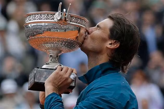 Rafael Nadal lần thứ 8 bước lên đỉnh Roland Garros ảnh 1