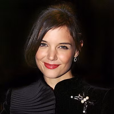 Nét đẹp bền vững qua thời gian của Katie Holmes ảnh 5