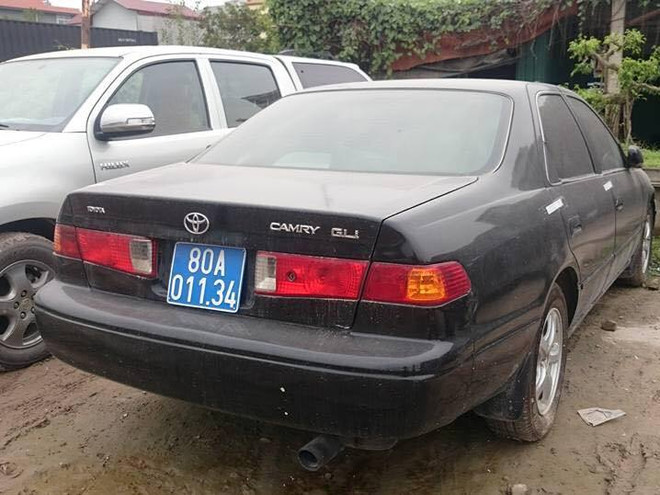 Nhiều ôtô giả danh xe lãnh đạo bị “mắt thần” giao thông phát hiện ảnh 2