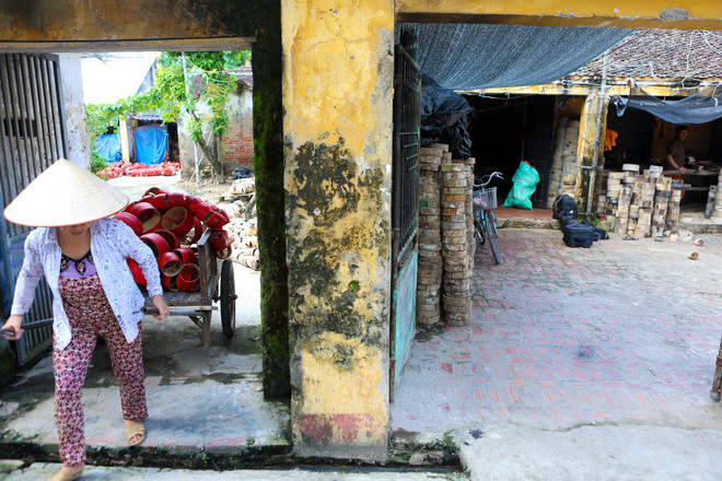 Trở về ngôi làng tuổi thơ, nơi giữ gìn đồ chơi trung thu truyền thống ảnh 11