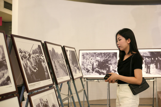 vnp_trien lam anh dien bien phu 7.jpg