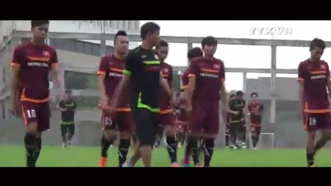 [VIdeo] Đặt chân đến Malaysia, U23 Việt Nam bị làm khó ảnh 1