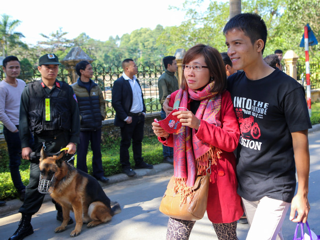 Khoảnh khắc hạnh phúc ngày đặc xá phạm nhân năm 2016 ảnh 15