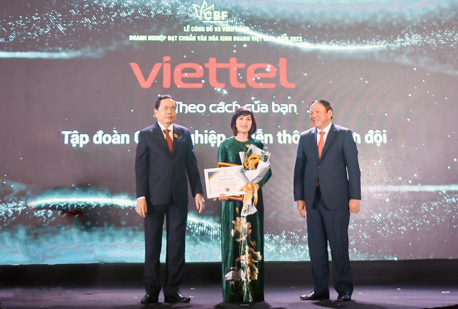 Tập đoàn Viettel đạt chuẩn văn hóa kinh doanh Việt Nam 2022 ảnh 1
