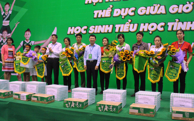 Bắc Giang tăng cường phong trào thể dục cho học sinh tiểu học ảnh 2