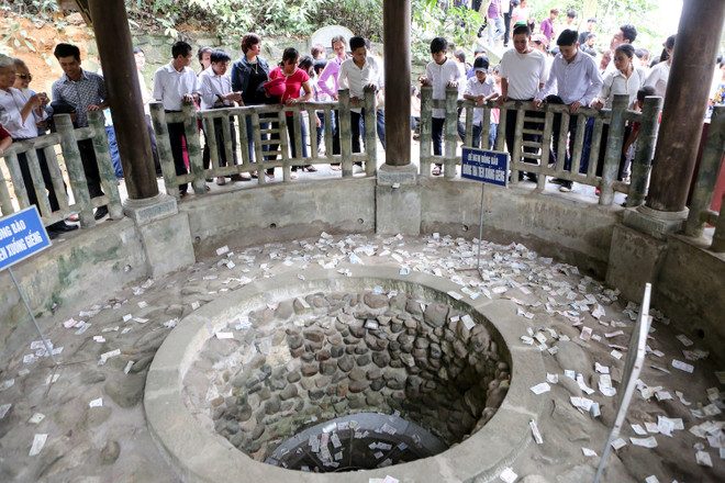 Đền Hùng nhộn nhịp trước khai lễ, hàng nghìn du khách đổ về dâng hương ảnh 11