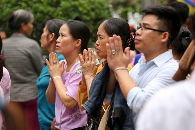 Đền Hùng nhộn nhịp trước khai lễ, hàng nghìn du khách đổ về dâng hương ảnh 8