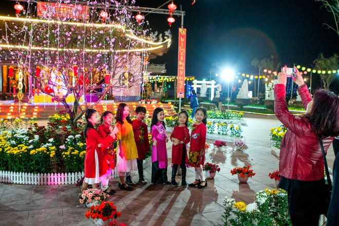 Hà Nam: Lễ cầu an đầu năm dành riêng cho giới trẻ tại chùa Ninh Tảo ảnh 6