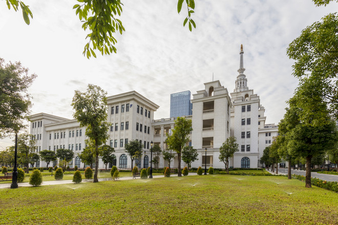 Có gì bên trong trường đại học đẳng cấp 5 sao đầu tiên tại Việt Nam? ảnh 3