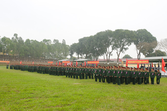 Sôi nổi lễ ra quân huấn luyện năm 2018 của Sư đoàn 304 ảnh 2