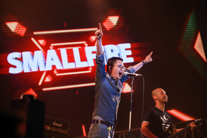 Dàn sao Việt “cháy” cùng live show Đôi bàn tay thắp lửa ảnh 3