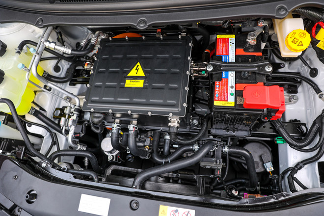 Chi tiết mẫu ôtô điện VinFast VF e34 mới bàn giao cho người dùng Việt ảnh 14