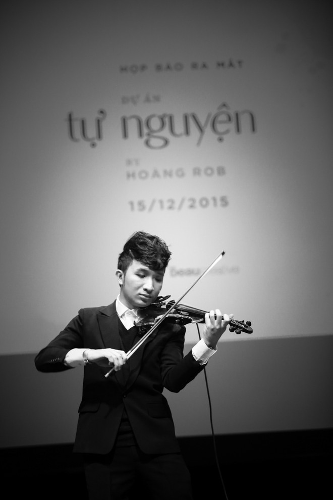 “Tự nguyện” – Dự án âm nhạc đầy xúc cảm của Hoàng Rob ảnh 2