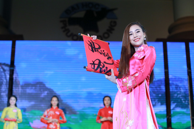 Nam thanh nữ tú trường Phương Đông rạng ngời đêm chung kết hoa khôi ảnh 7