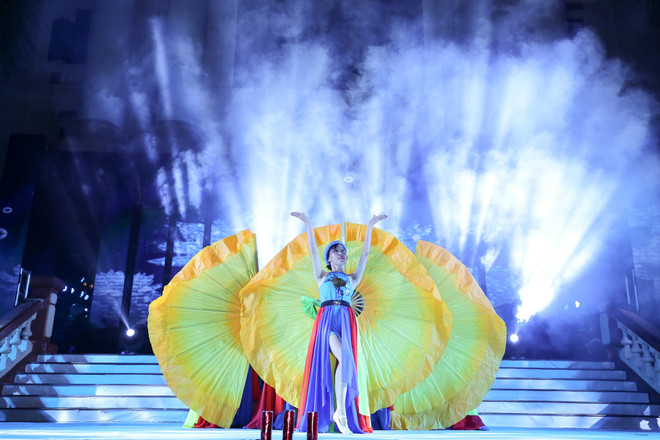 Nam thanh nữ tú trường Phương Đông rạng ngời đêm chung kết hoa khôi ảnh 4