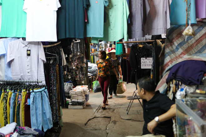 Hà Nội: Chợ Ngã Tư Sở ế ẩm, tiểu thương "sống dở chết dở" ảnh 6