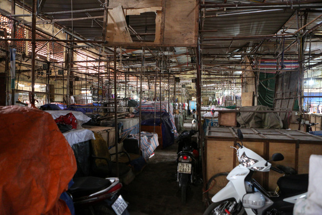 Hà Nội: Chợ Ngã Tư Sở ế ẩm, tiểu thương "sống dở chết dở" ảnh 7