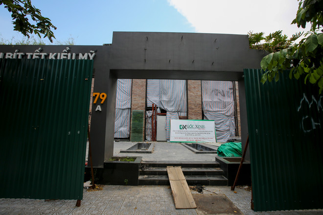 Hàng quán vẫn nhộn nhịp đón khách sau lệnh cưỡng chế mương Nghĩa Đô ảnh 10