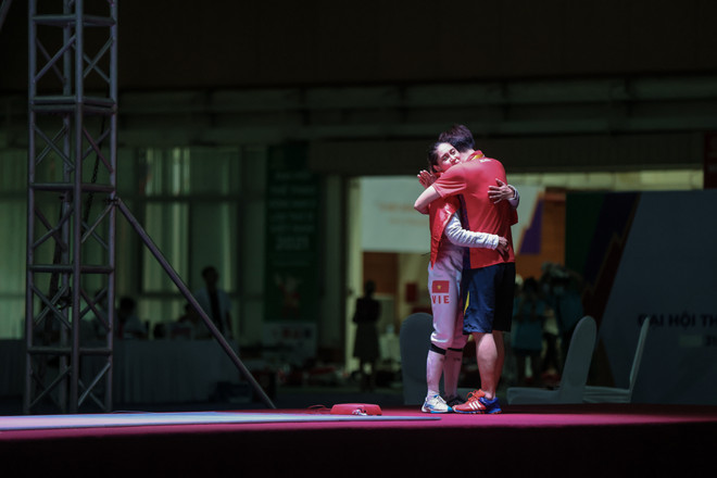 SEA Games 31: Tuyển đấu kiếm ngày thứ 3 liên tiếp giành HCV ảnh 3