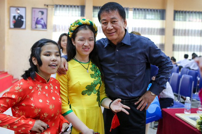 Đại sứ thiện chí Việt - Nhật thăm trẻ em trường Nguyễn Đình Chiểu ảnh 11