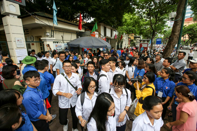 Thí sinh thi THPT Quốc gia phấn khởi vì bài thi Ngữ văn vừa sức ảnh 2