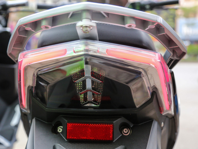 Cận cảnh mẫu xe điện NewTech, 'đối thủ' mới của VinFast Klara ảnh 12