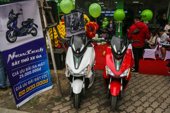 Cận cảnh mẫu xe điện NewTech, 'đối thủ' mới của VinFast Klara ảnh 2