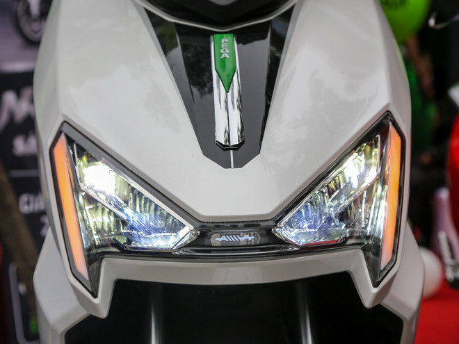 Cận cảnh mẫu xe điện NewTech, 'đối thủ' mới của VinFast Klara ảnh 4