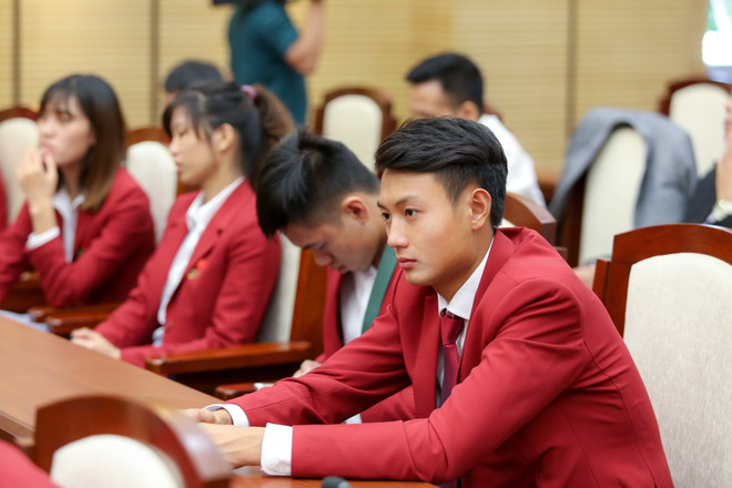 Dàn trai xinh gái đẹp tề tựu tại lễ khen thưởng VĐV SEA Games xuất sắc ảnh 7