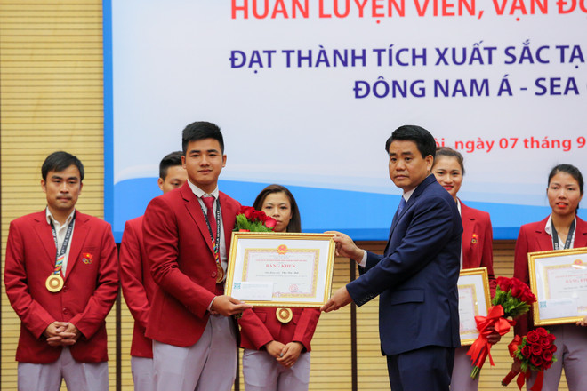 Hà Nội tuyên dương HLV, VĐV đạt thành tích tại SEA Games 29 ảnh 7