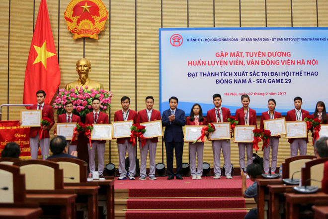 Hà Nội tuyên dương HLV, VĐV đạt thành tích tại SEA Games 29 ảnh 3
