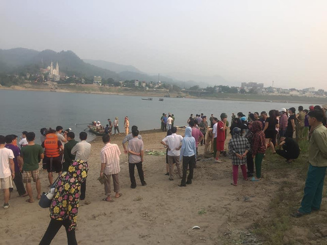 Hòa Bình: Đi tắm sông Đà, 8 học sinh đuối nước tử vong thương tâm ảnh 4