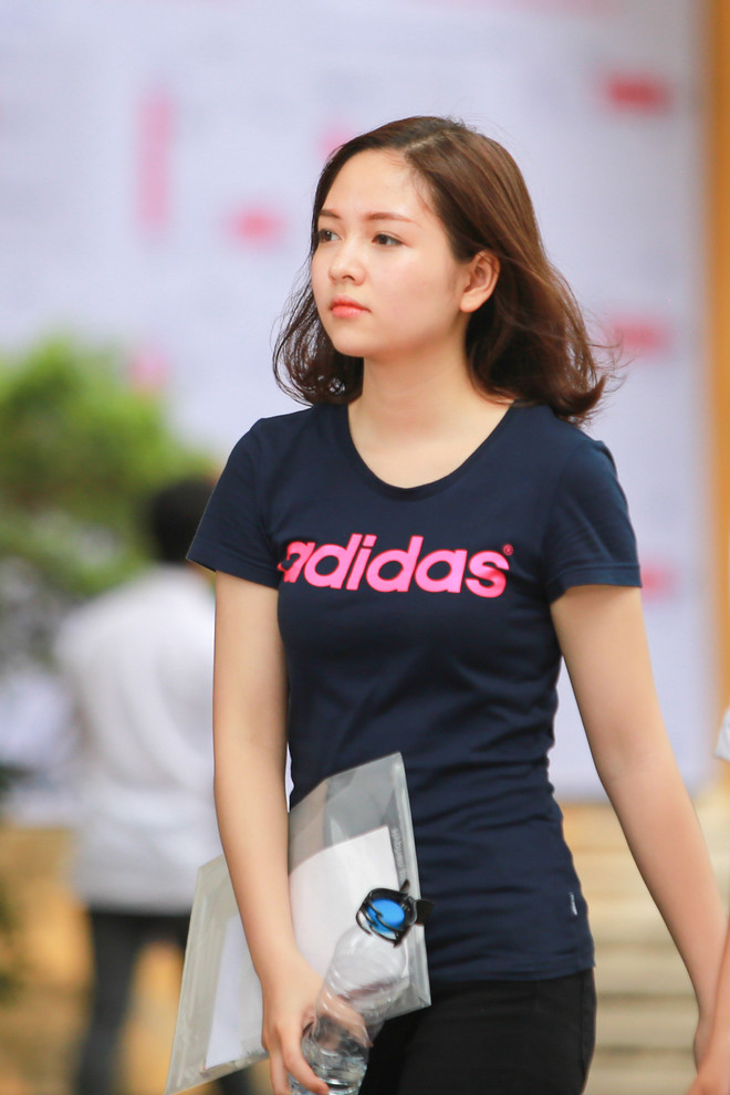 Những nữ sinh nổi bật trong kỳ thi Trung học phổ thông Quốc gia ảnh 4